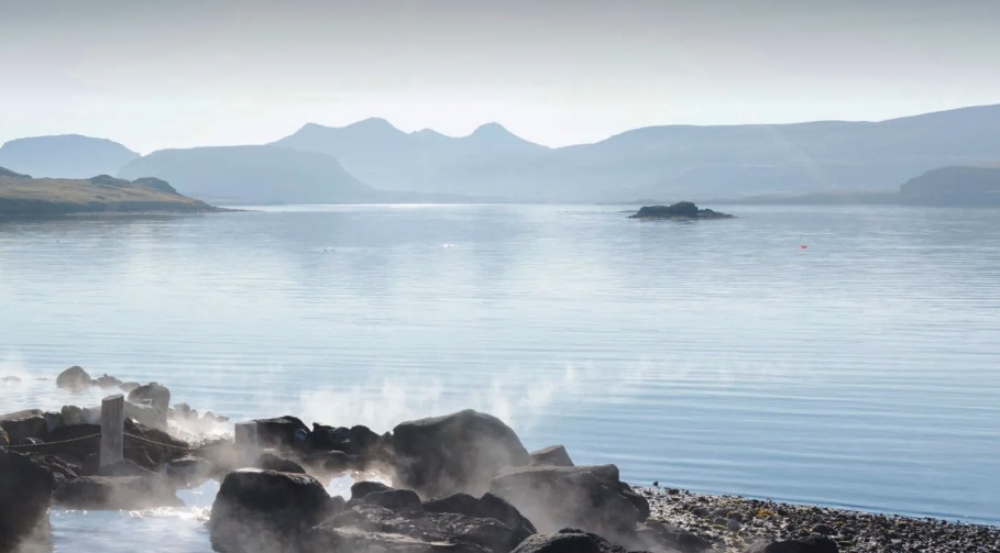 Hallgr&iacute;mskirkja en skyline van Reykjav&iacute;k