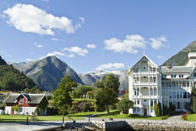 Kviknes Hotel – kamer/uitzicht