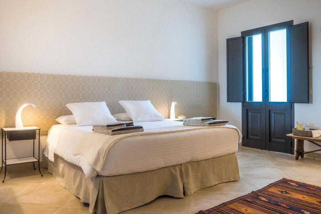 Designzwembad met jacuzzi