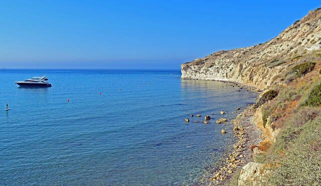 Pissouri Bay – bootjes en kust