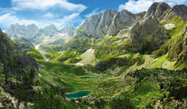 Blauwe canyon bij Theth