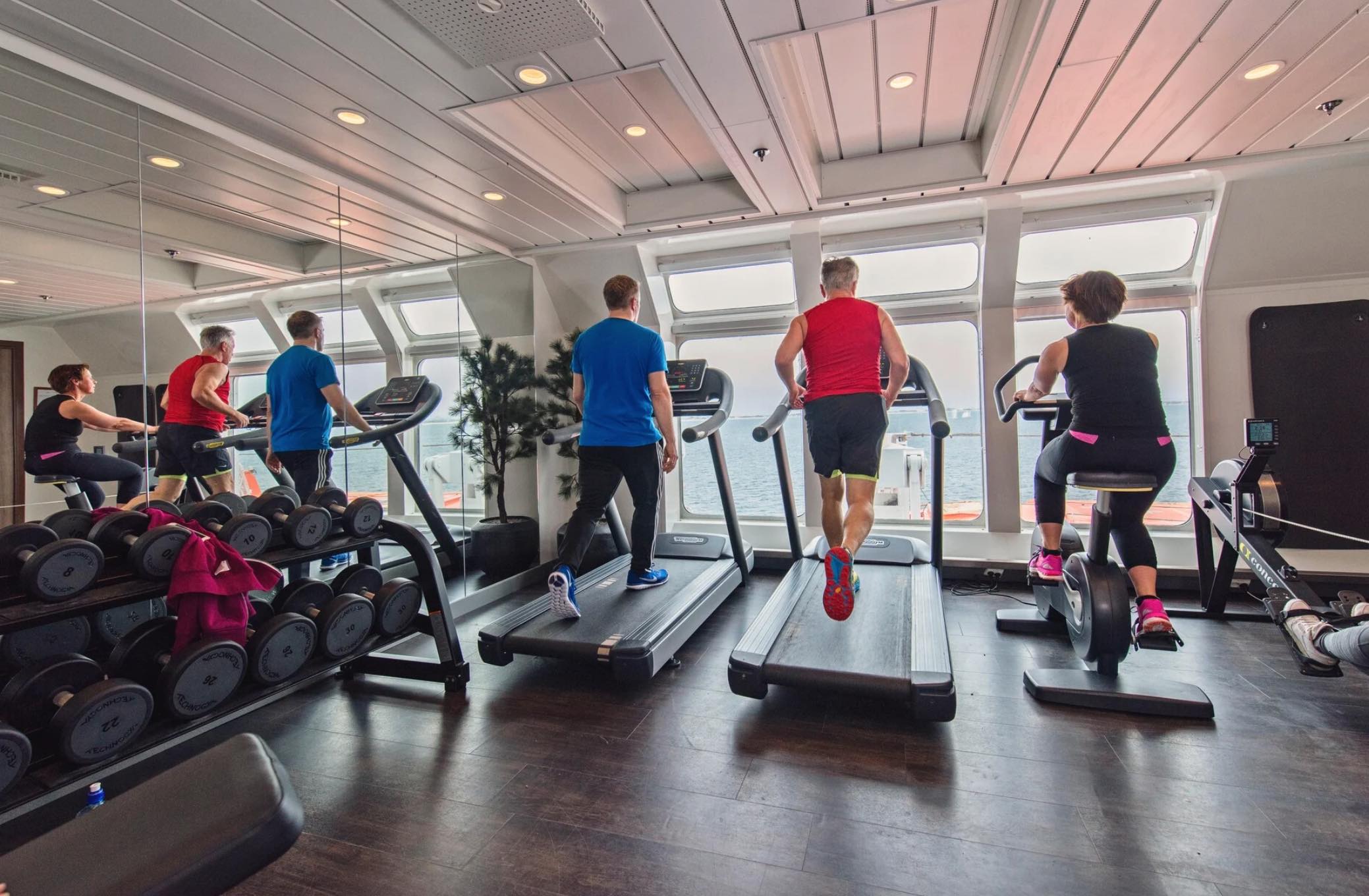 Hurtigruten &ndash; restaurant aan boord