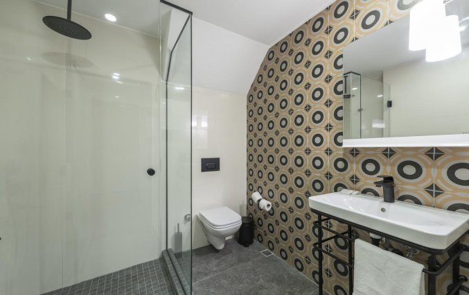 Badkamer van een tweepersoonskamer van Hotel Fitas Oda Beyoğlu in Istanbul
