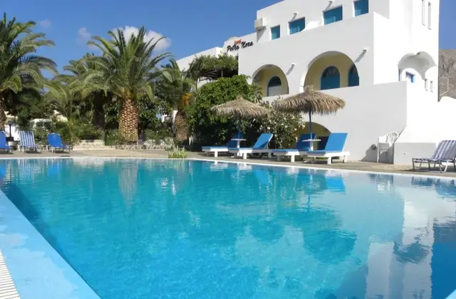 Hotel Petra Nera zwembad 