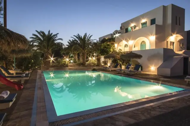 Hotel Petra Nera zwembad