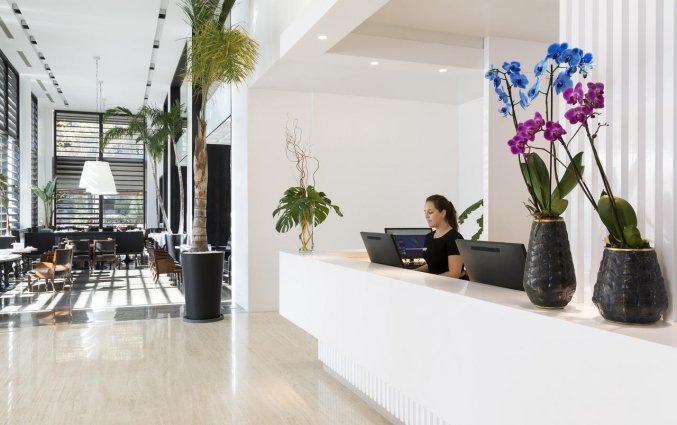 Receptie van Hotel Puerta America in Madrid