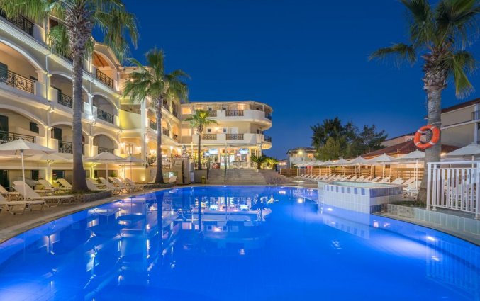 Zwembad van Hotel Zante Atlantis in Zakynthos