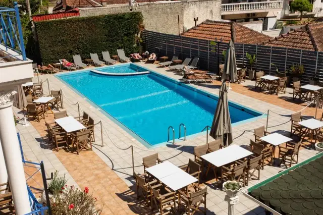 Hotel Sunrise Beach zwembad