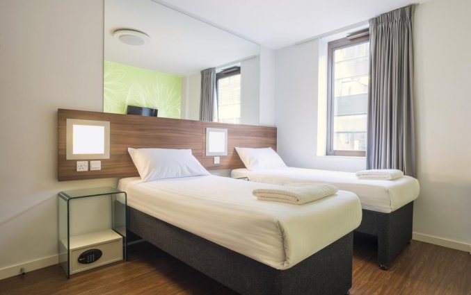 Tweepersoonskamer met tweepersoonsbed in Hotel Point A Londen Liverpool Street