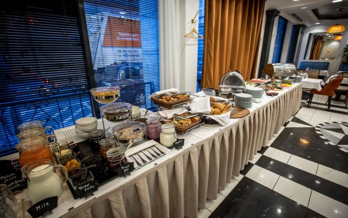 Ontbijtbuffet van Hotel Queen's Court in Budapest