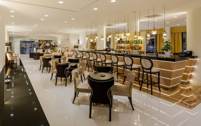 Bar van Hotel Rodostamo op Corfu