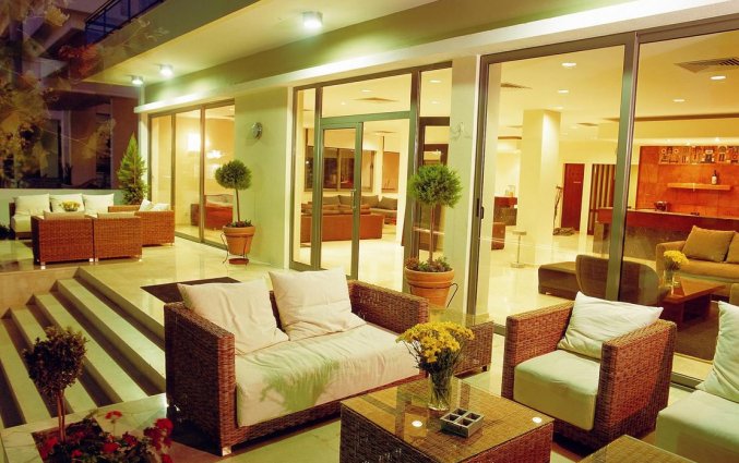 Lounge Hotel Angela + Suites Lobby