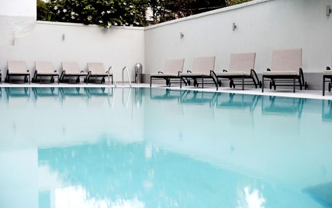 Zwembad Hotel Angela + Suites Lobby