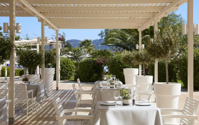 Terras bij hotel Electra Palace Rhodos