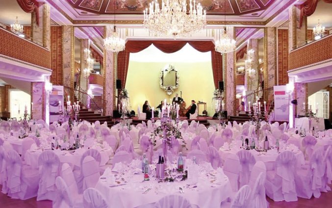 Balzaal van hotel Austria Trend Parkhotel Schönbrunn in Wenen