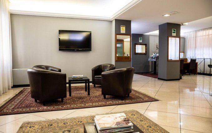Lobby van Hotel Berlino Milaan