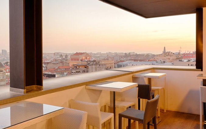 Terras van hotel Premium Porto Downtown in Porto