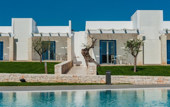 Tweepersoonskamers van Resort Spa Cala Ponte in Puglia