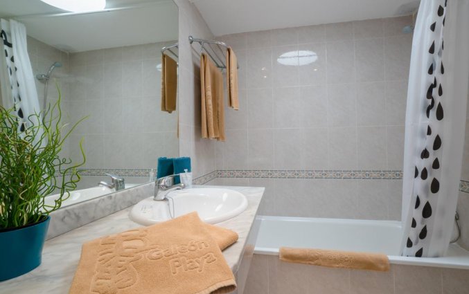 Badkamer van appartement van appartementen Galeon Playa Lanzarote