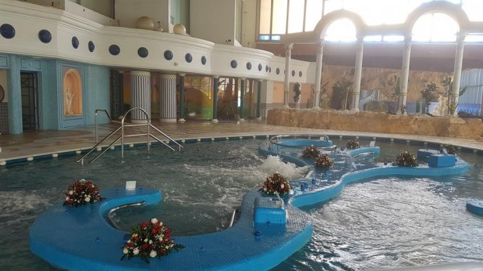 Binnenzwembad van Hotel Beatriz Costa en Spa op Lanzarote