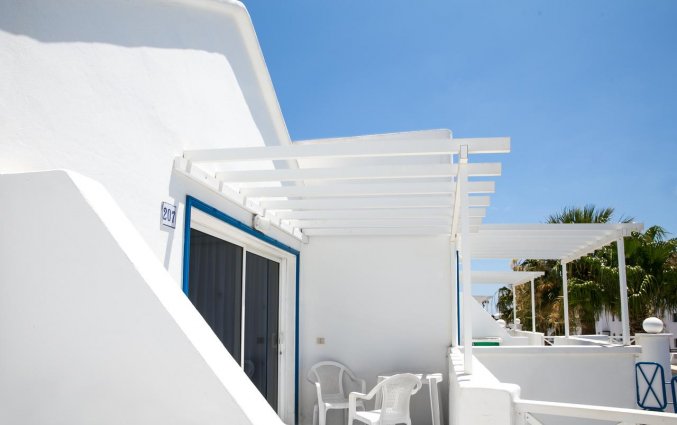 Balkon van een appartement van Apartamentos Oasis THe Home Collection op Lanzarote