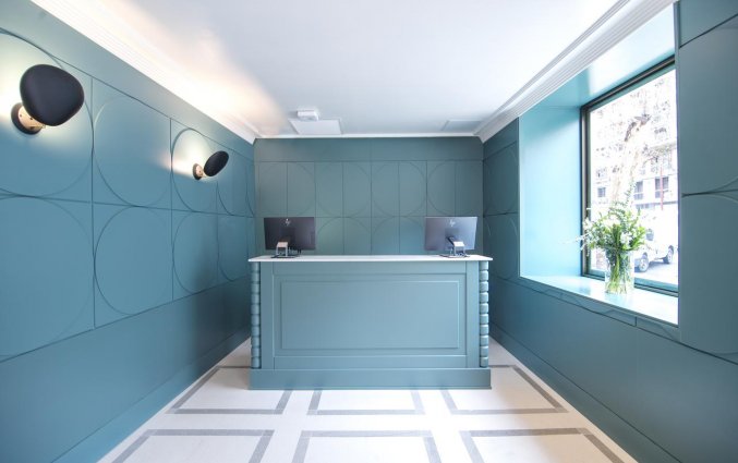 Receptie van Hotel Petit Palace Puerta de Triana in Sevilla