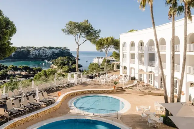 Aparthotel Floramar zwembad 