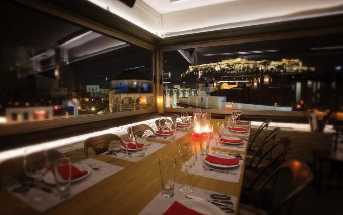 Dakterras met uitzicht van Hotel 36O Degrees in Athene