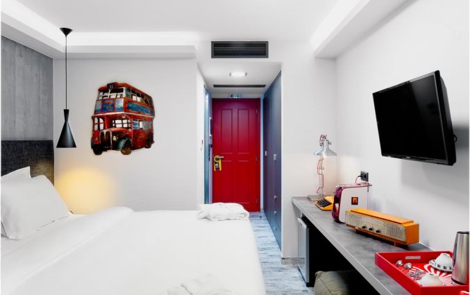 Tweepersoonskamer van Hotel 36O Degrees in Athene