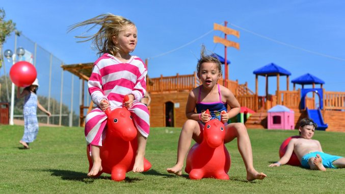 Animatieteam van Hotel Kiani Beach Resort op Kreta