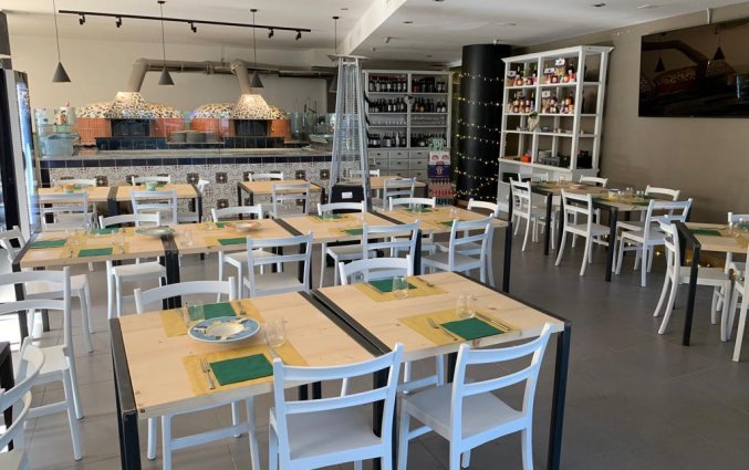 Restaurant van Aparthotel lungoteversuite in Rome