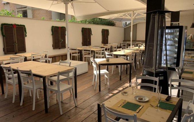 Terras van Aparthotel Lungotuvere in Rome