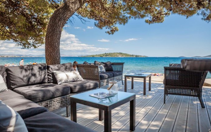 Terras van Hotel Villas Arausana & Antonia in Dalmatië