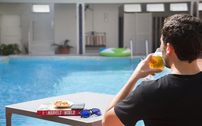 Zwembad van hotel Meira Noord-Portugal