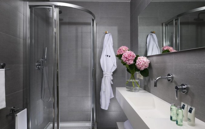 Badkamer van hotel Forte Dei Marmi