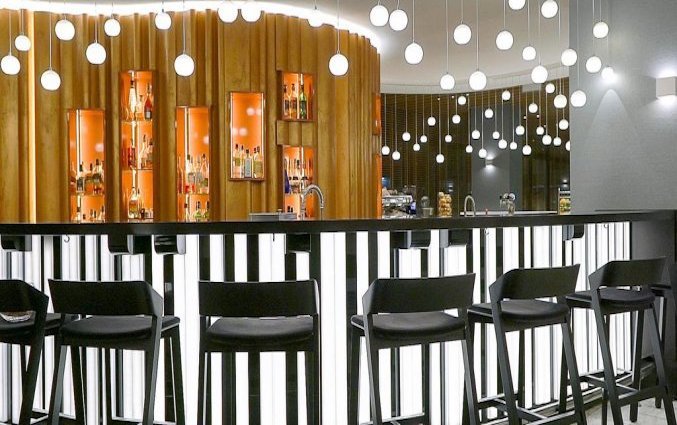 Bar van Hotel Metropol in Warschau