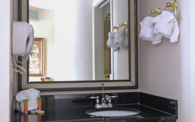 Badkamer van Destiny Palms hotel