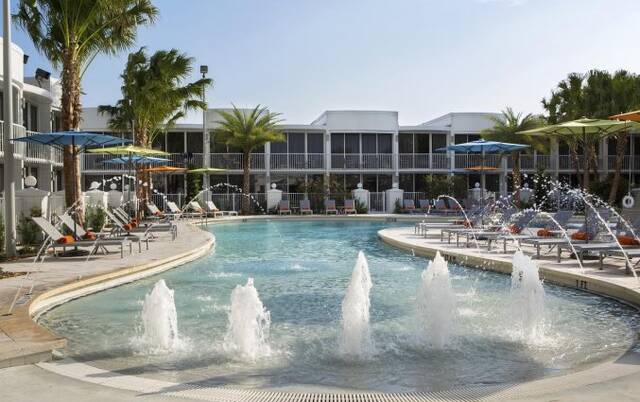 Zwembad van Resort B and Spa Lake Buena Vista in Orlando