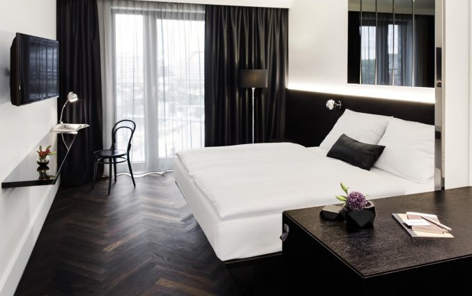 Tweepersoonskamer van Hotel AMANO Grand Central in Berlijn