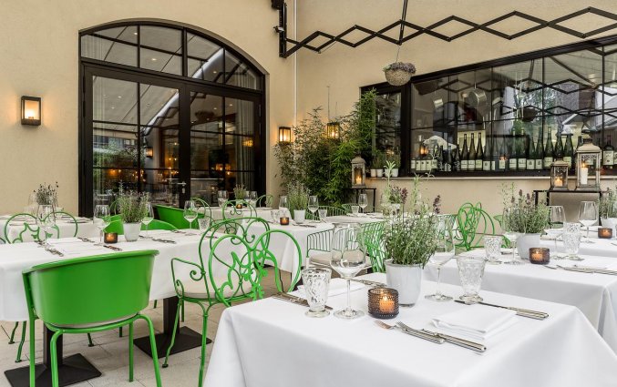 Terras van Hotel Zoo Berlin in Berlijn