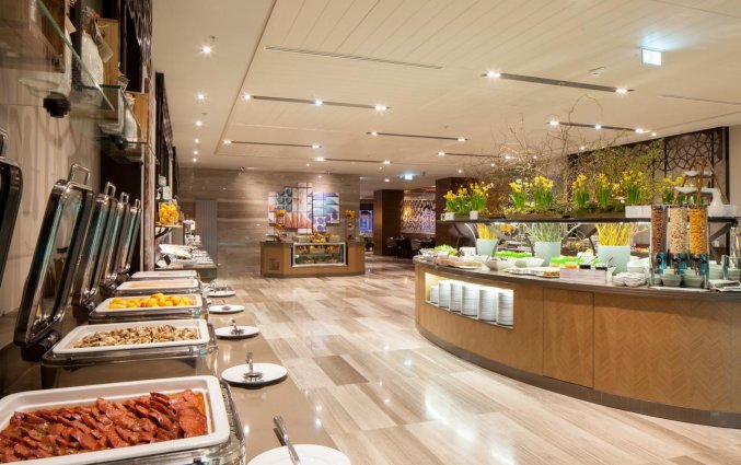 Restaurant van Hotel Titanic Chausee in Berlijn