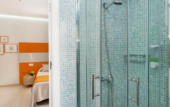 Badkamer van Aparthotel Bajamar in Gran Canaria
