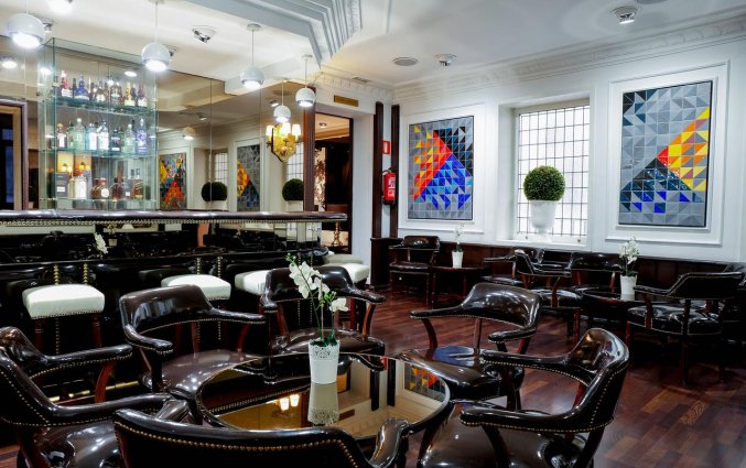 Bar van hotel Opera in Madrid
