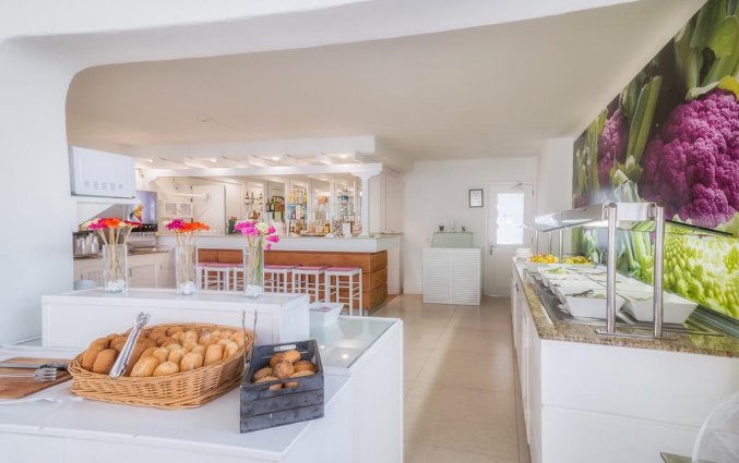 Ontbijtzaal van appartementen Las Gaviotas in Lanzarote