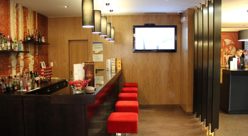 Bar van hotel Principe Lisboa stedentrip Lissabon