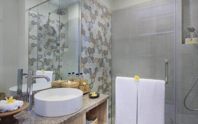 Badkamer van hotel Tapa Tepi Kali in Bali