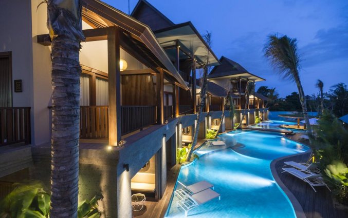 Zijaanzicht van hotel Sense Canggu beach