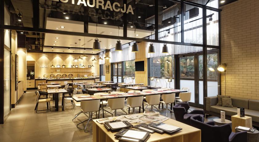 Restaurant van Hotel Campanile Warschau