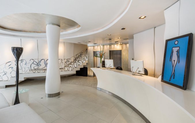 Receptie van Hotel Room Mate Alicia in Madrid