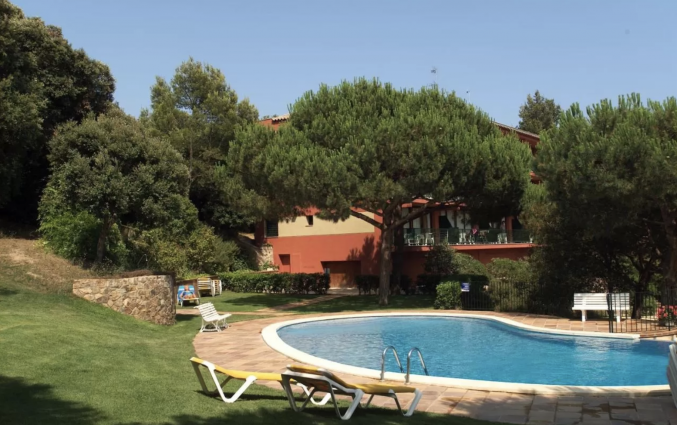 Buitenzwembad van Appartementen Albamar in de Costa Brava